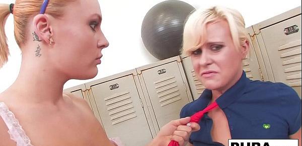  Kelly Surfer get bullied in the locker room Jamey Janes